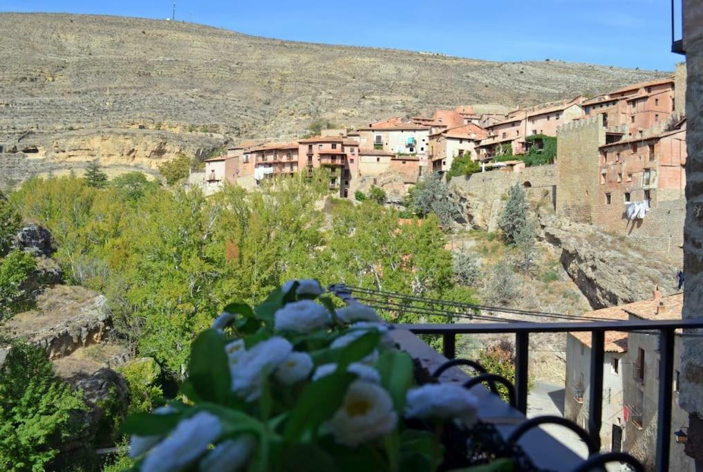 Apartamento Portal Del Agua Albarracín Exterior foto
